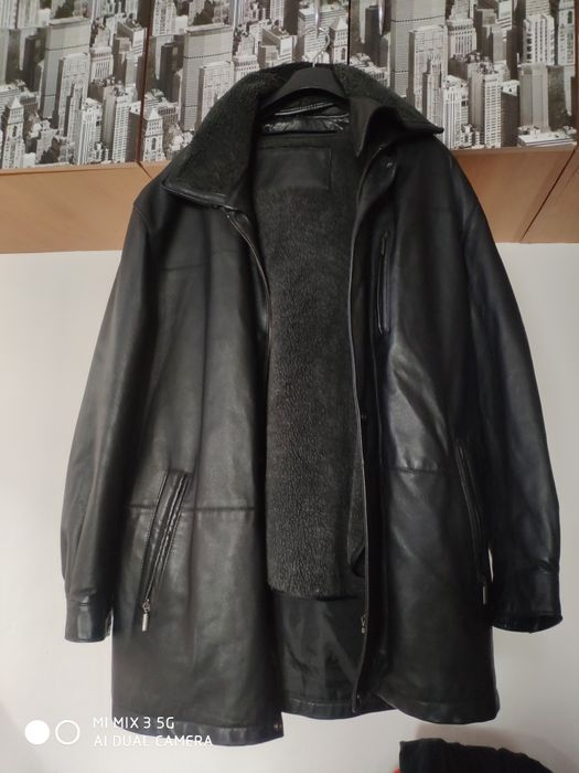 Haină de piele cu blană detașabilă
