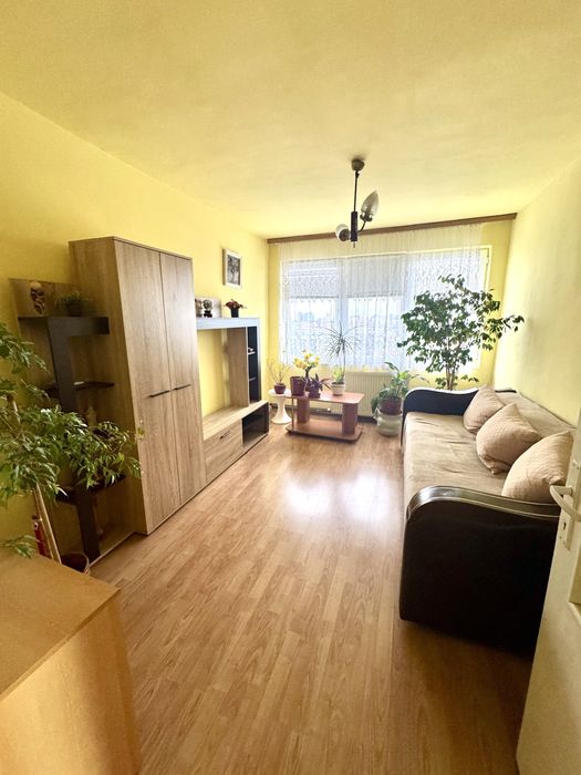 Vand apartament 3 camere zona Cetatii-Bogdanestilor