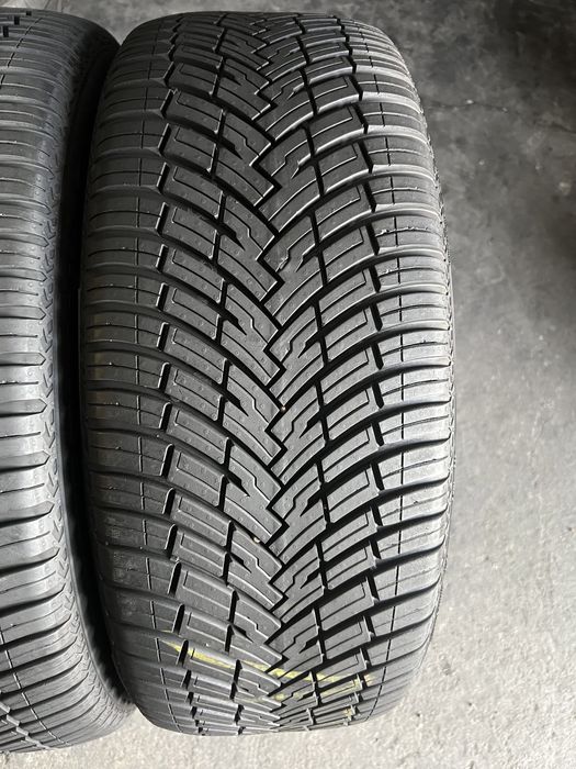 2 anvelope all season 235/50/19 Pirelli NOI , DOT 4424 !