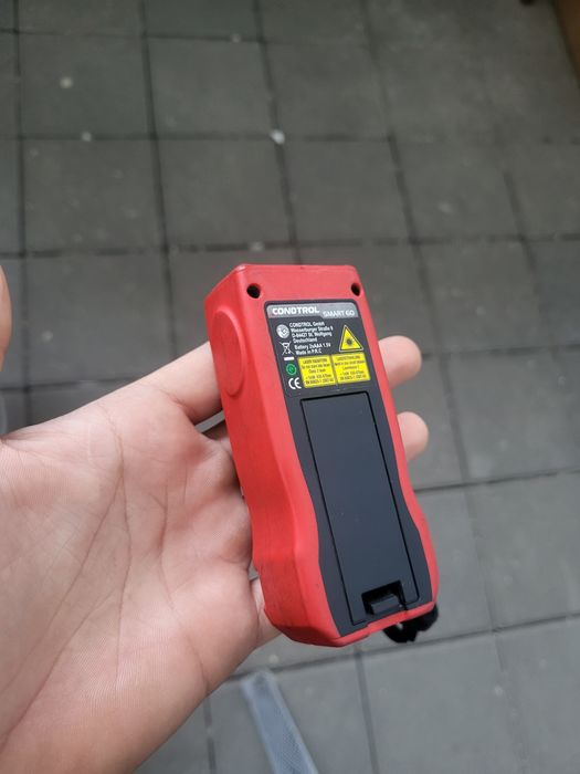 Лазерный измерительные прибор