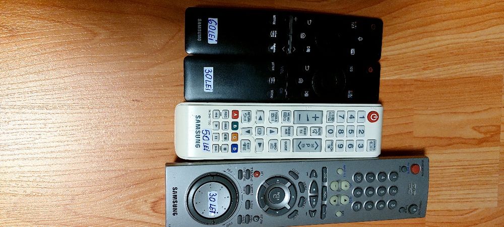 Telecomenzii originale