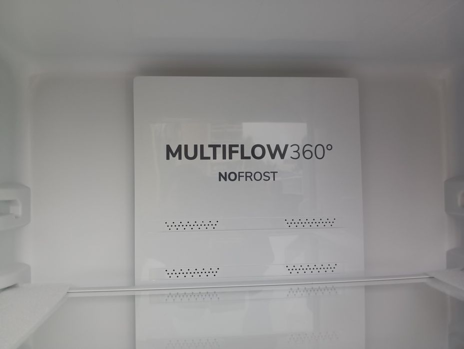 Чисто нов иноксов хладилник с фризер Gorenje No Frost 2години гаранция