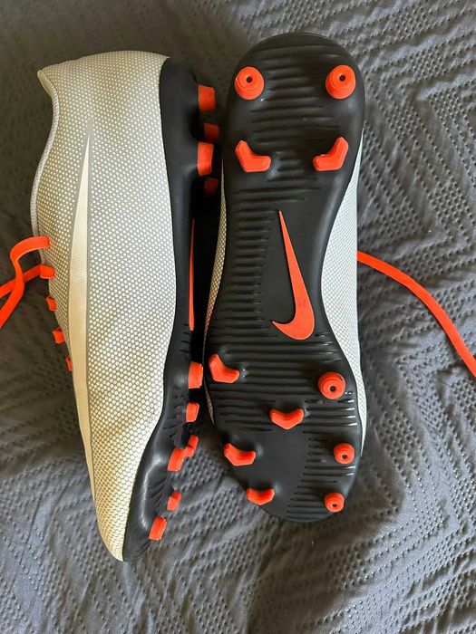 Ghete Nike, Marime 46