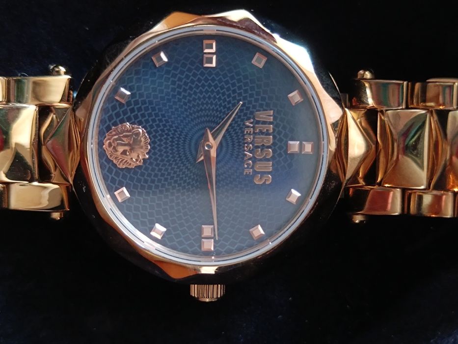 Versace дамски часовник