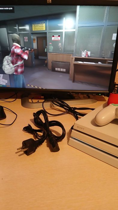 С 1Г. ГАРАНЦИЯ ! PlayStation 4 Pro 1TB 1000GB Профилактиран White Бял Плейстейшън 4 Про PS4 Конзола Конзола ПС4 Плейстейшан бяла 1000 GB без дрифтове