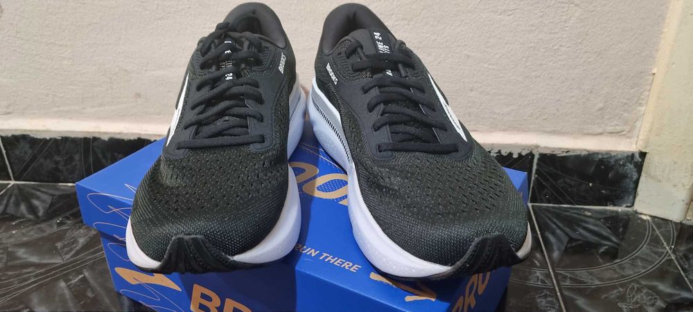 Спортни обувки- Brooks Adrenaline GTS 24