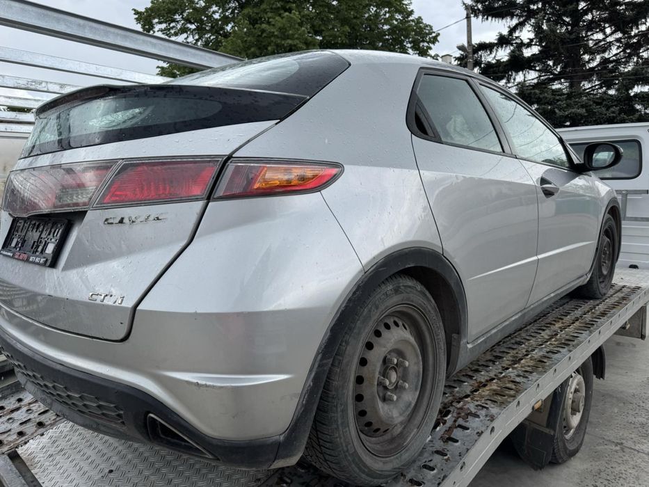 Honda Civic 8th gen 2.2D на части