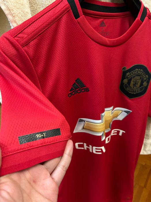 Manchester united 19/20 home kit
