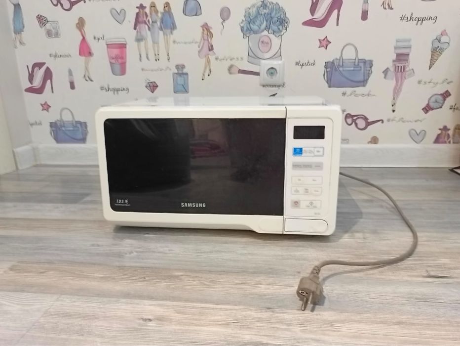 Микроволновка на запчасти
