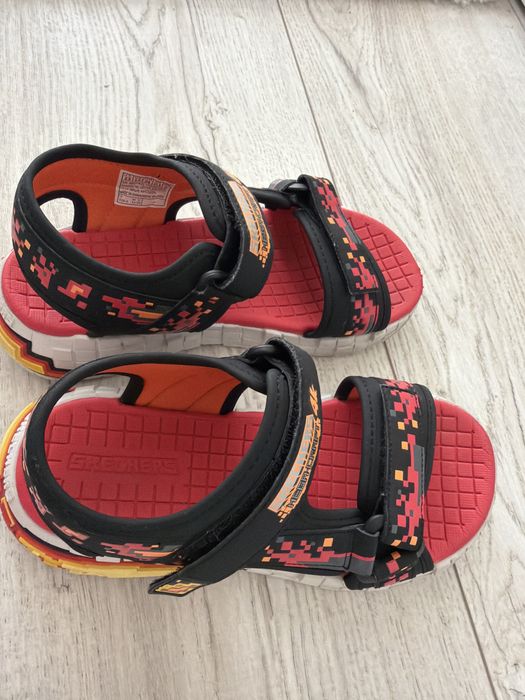 2 чифта сандали SKECHERS, 34 момче