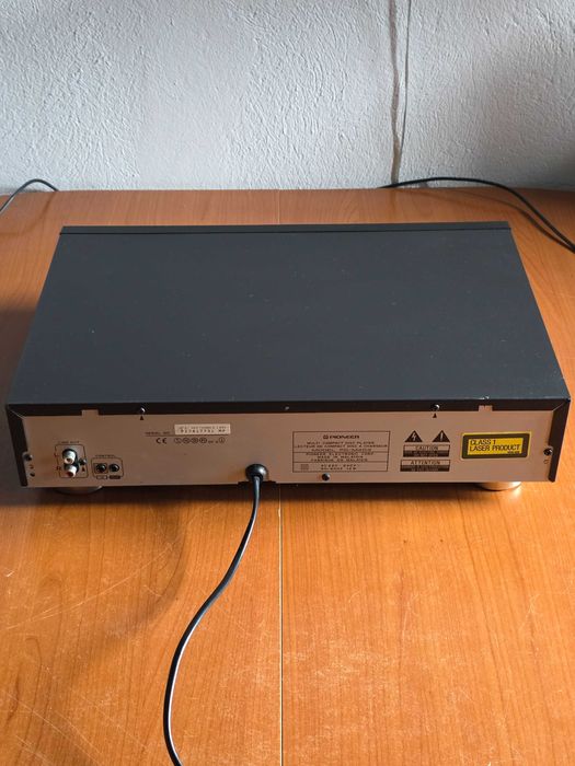 Pioneer PD-M403 CD Player 6 discuri magazie HiFi. impecabil!