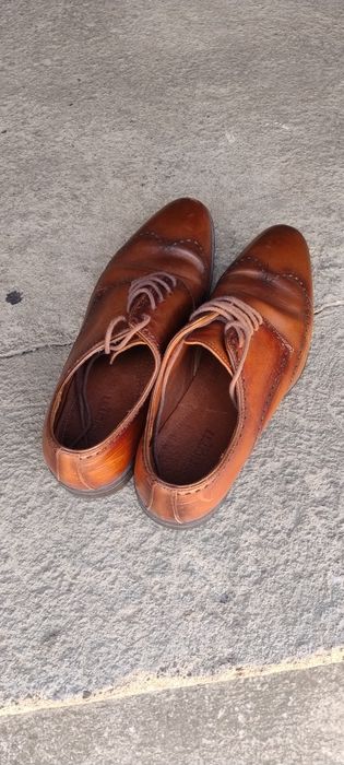 Vând, 2 bucăți pantofi eleganți pentru bărbați din piele, Bigotti Maro 42 și Taima Negru 41!