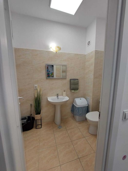 Investiție Premium în Chiajna – Spațiu Comercial + 5 locuri de parcari private