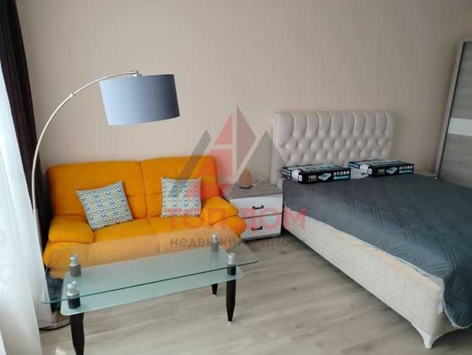 Дава се под наем Тристаен апартамент в Варна, Младост 1 - 100 кв.м за 816 € - Снимка #7