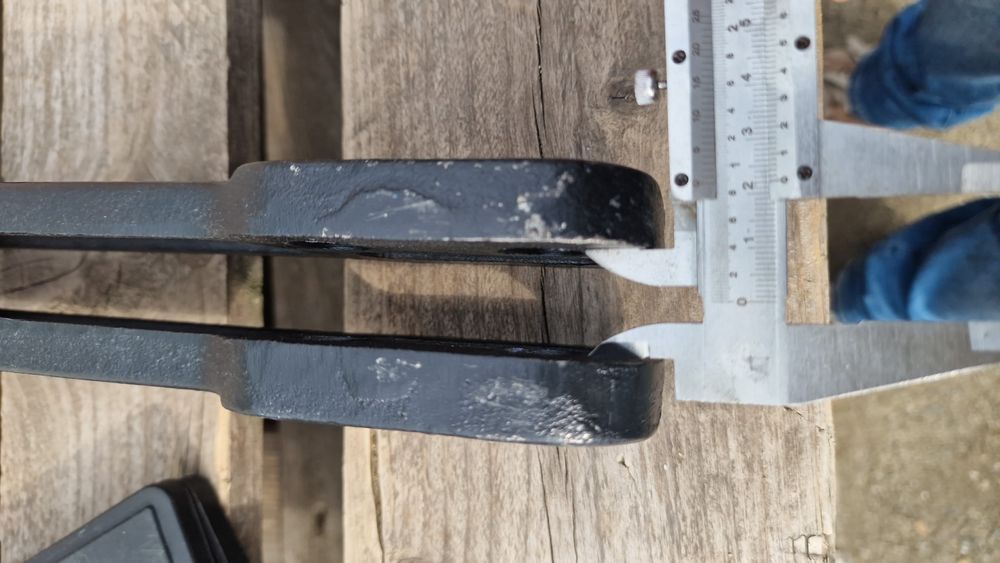 Ancora tractor utilaje agricole preț 850 lei tva inclus se poate trimi