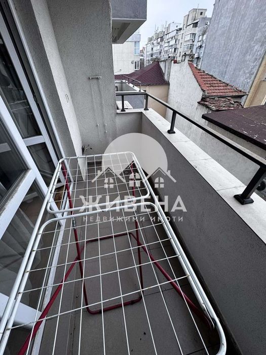 Дава се под наем Двустаен апартамент в Варна, Център - 78 кв.м за 448.8 € - Снимка #10