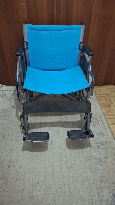 Инвалидная коляска