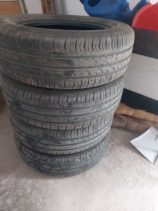 Продам шины R15 continental