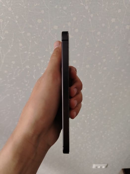 Продам Samsung Galaxy S24