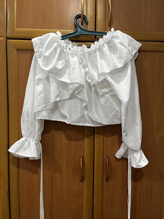 Не дорого, одежда не выше 7к