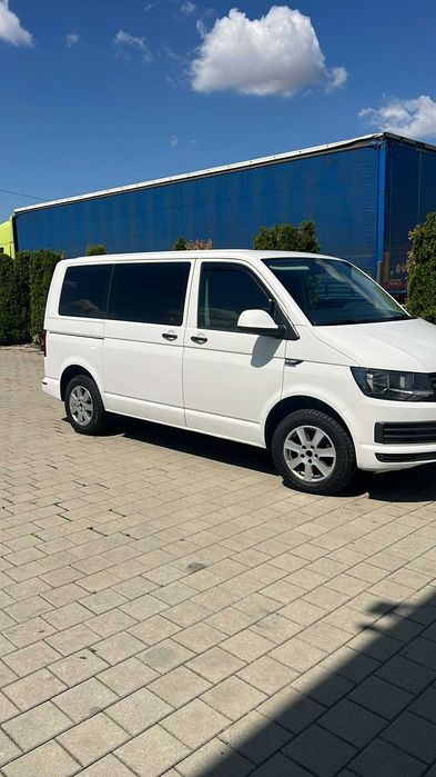 Volkswagen KOMBI, 9 locuri
