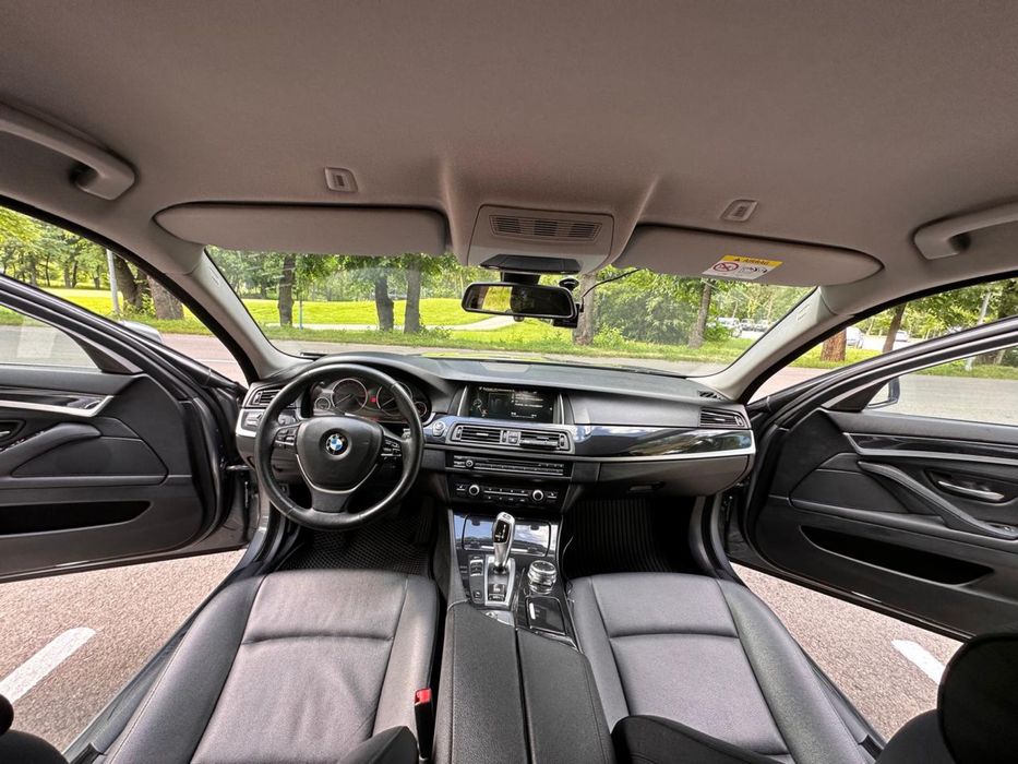 Продам BMW 520 f10