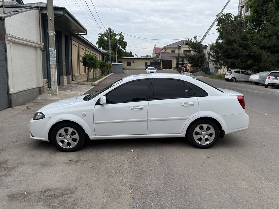 Chevrolet Lacetti / Gentra 2018 — 3