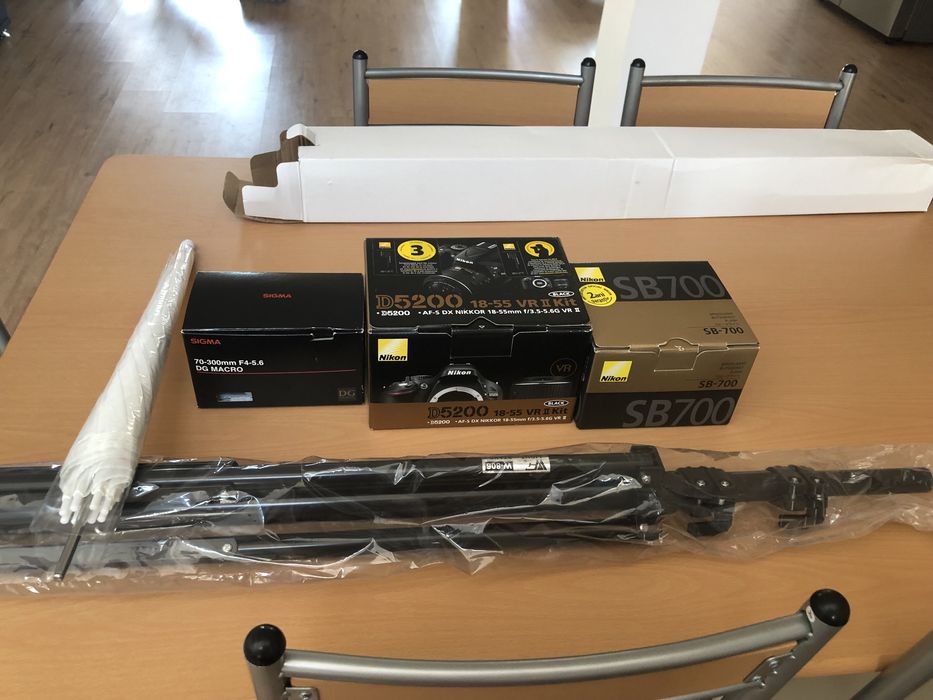 Kit profesional Nikon d5200,Sb700,sigma 70-300mm..