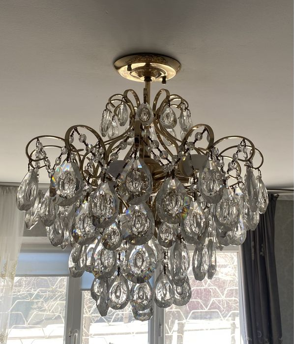 Люстра отличный