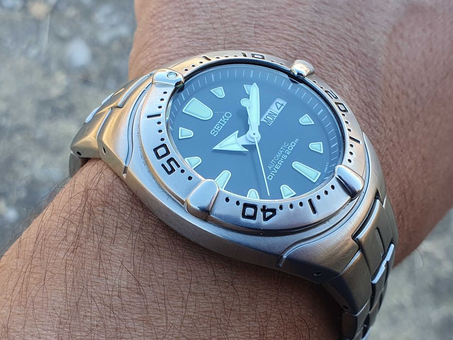 Seiko Black Knight SKXA33