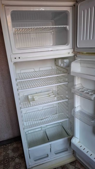 Холодильник Stinol