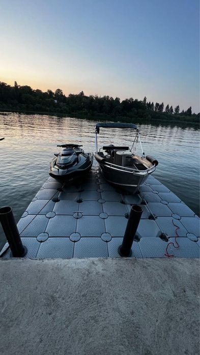 Ponton plutitor modular pentru skijet seadoo