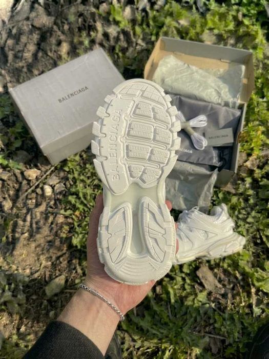 Balenciaga Track Alb