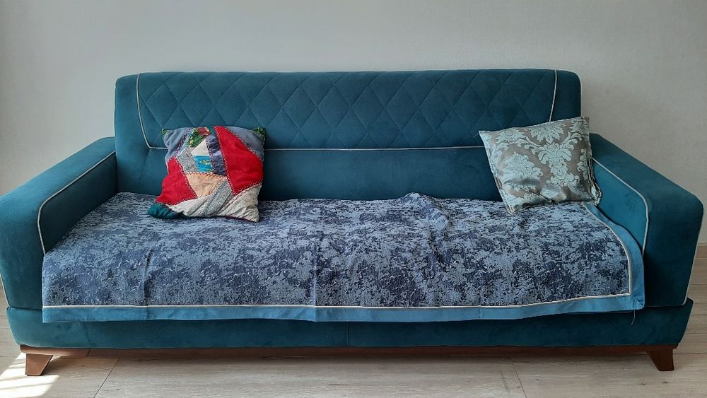 Продам качественный диван