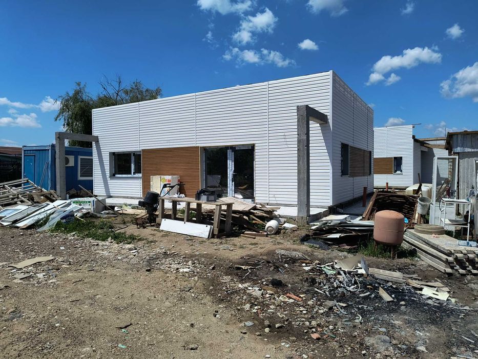Casa parter 3 camere, 2 bai, utilitati (gaze, crt. el., apa)- vanzare de catre dezvoltator