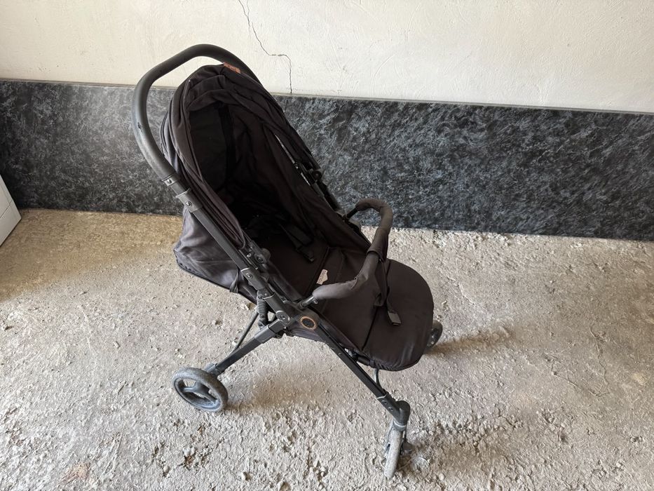Продам детскую коляску