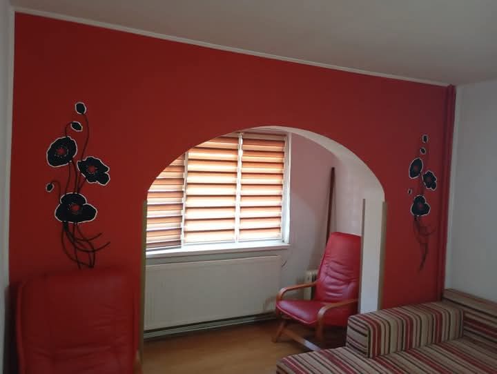 Închiriez apartament