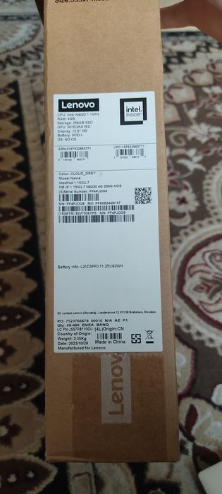 Lenovo 

RAM: 4GB

Storage: 256GB SSD

G