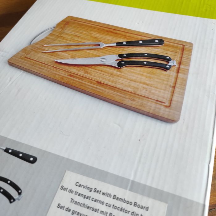 Set de tranșat carne cu tocător bambus 37*24cm
