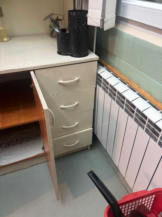 Продам кухонный шкаф