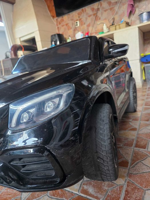 Акумулаторна детска кола Mercedes