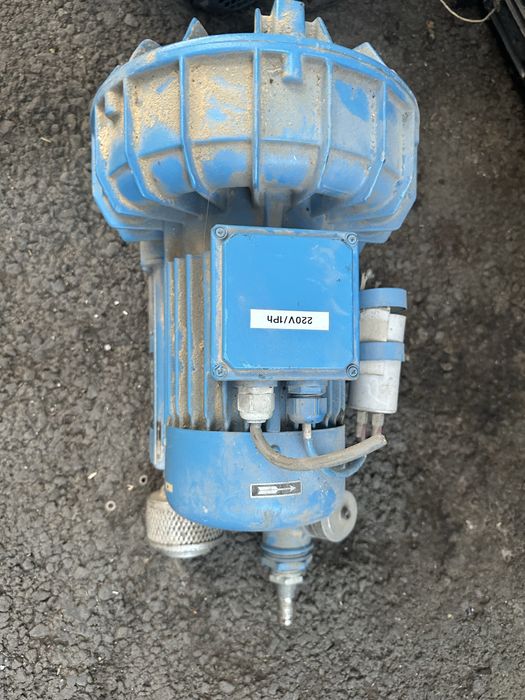 Suflantă canal lateral Rietschle Thomas SAP 110 (0.75 kW / 220V) - Suflantă aer / pompă vid