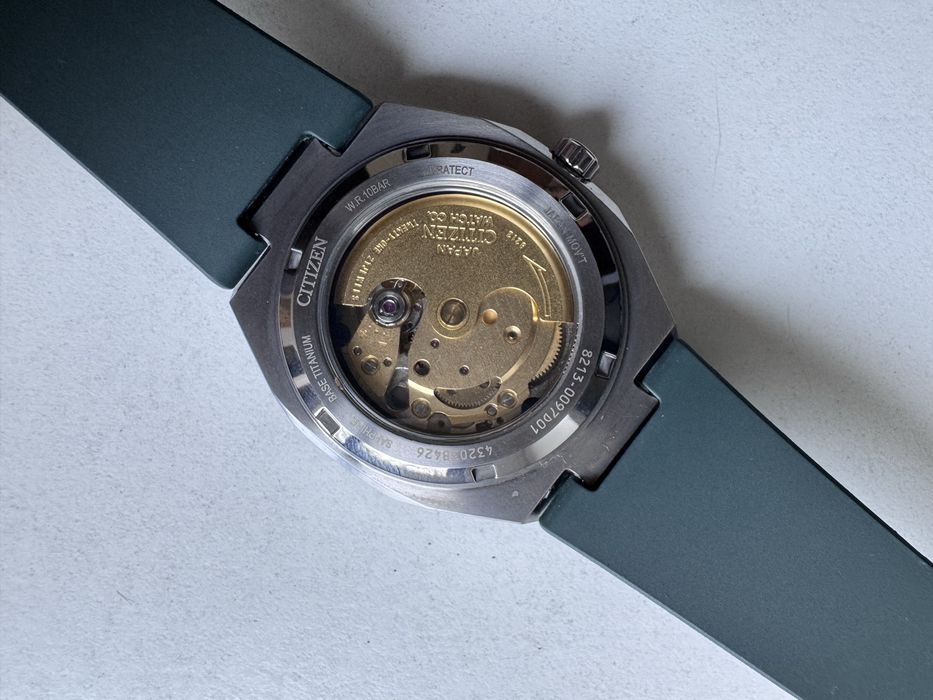 Citizen Zenshin Automatic Super Titanium Small Seconds, referința NJ0180-80M