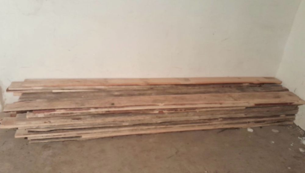 Обрезные доски: длина 3 м, размер 150×25 мм.