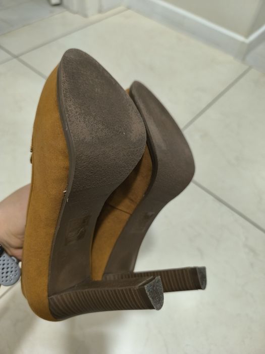 Туфли Charles & Keith