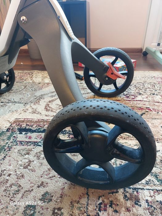 Stokke  на части