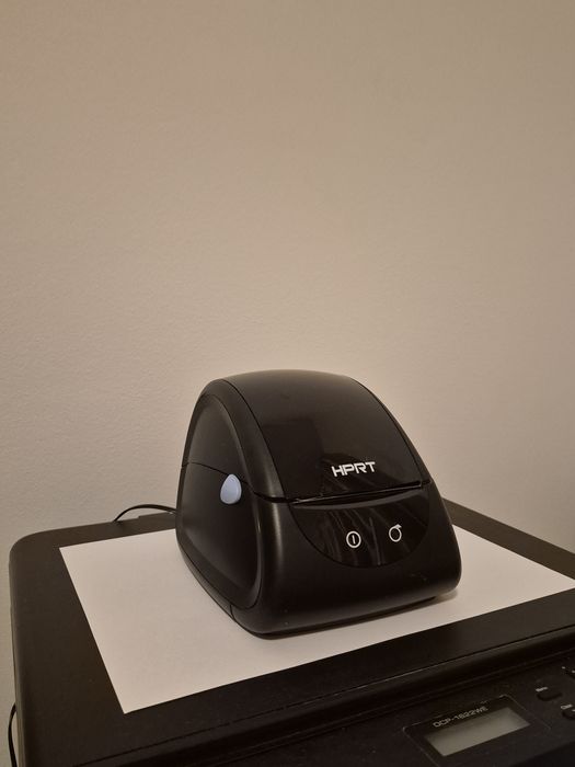 Imprimantă etichete coduri de bare LPQ80 + pistol de citit coduri de b