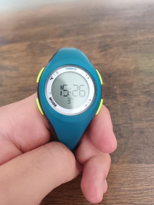 Часовник Decathlon