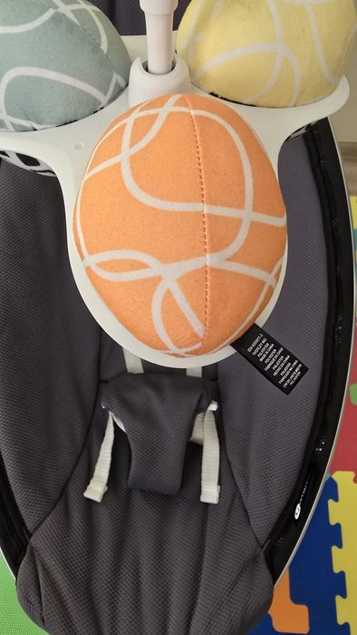 4moms mamaRoo 4 бебешка люлка шезлонг