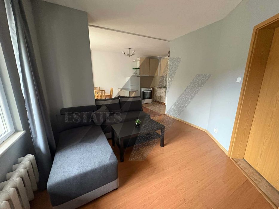 Двустаен апартамент до метростанция